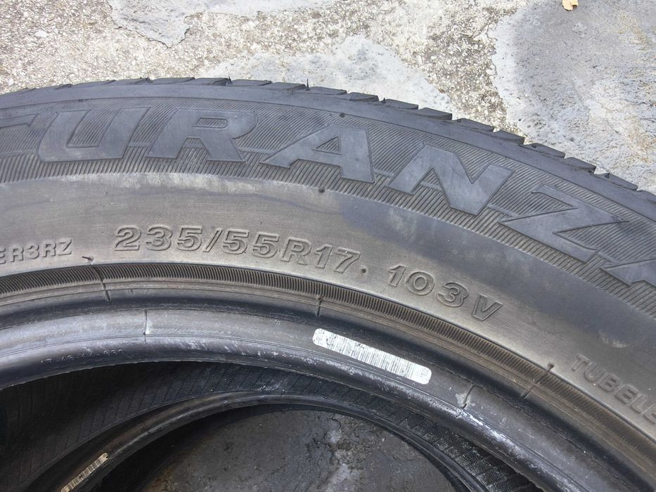 235/55/17 2бр.Bridgestone Летни гуми