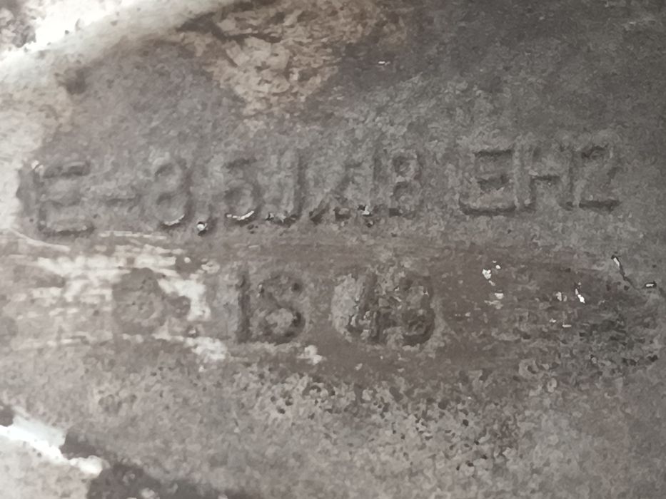 R-18. Оригинал.  Бмв