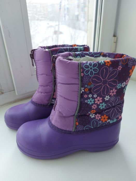 Продам сапожки на девочку