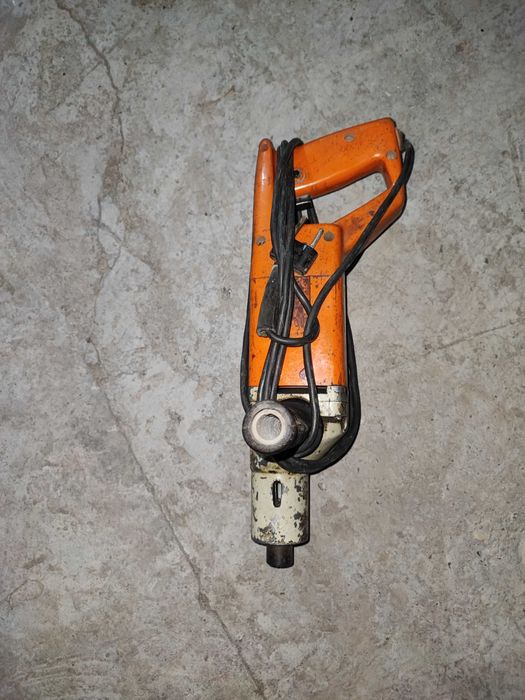 Продается дрель СССР.