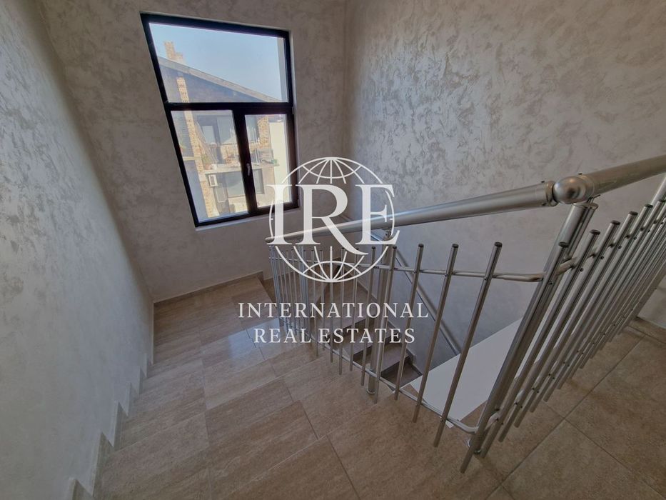 Продава се Четиристаен апартамент в Варна, Виница - 134 кв.м за 1066 €/кв.м - Снимка #9