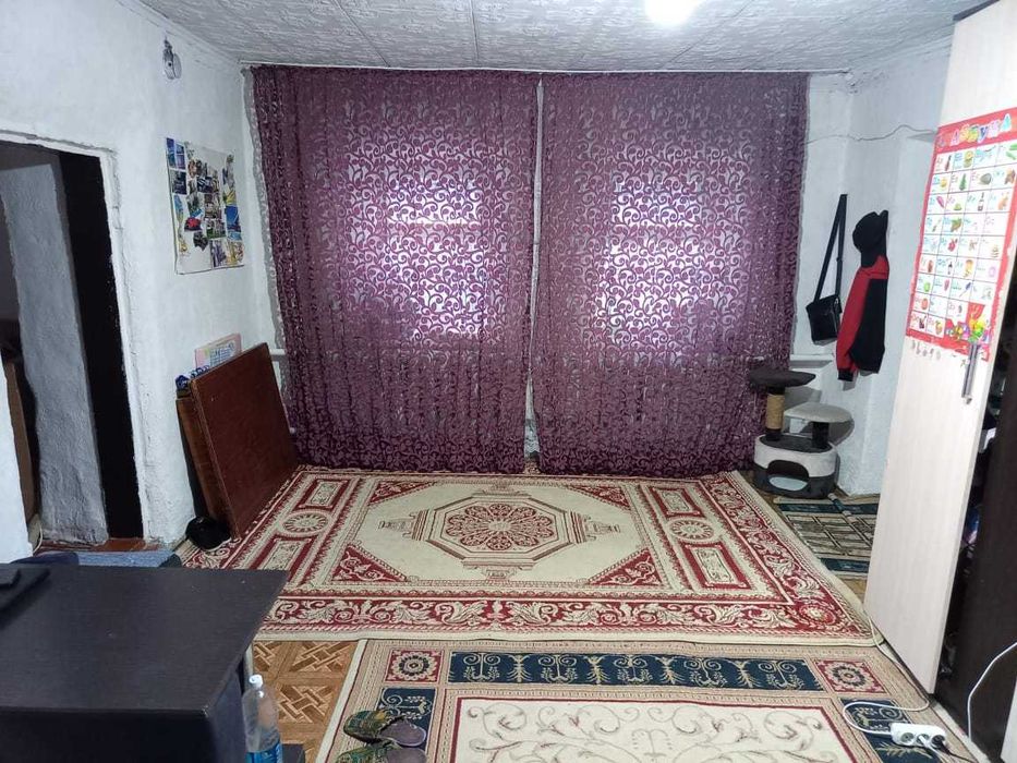 Продам дом с бассейном в центре СРОЧНО