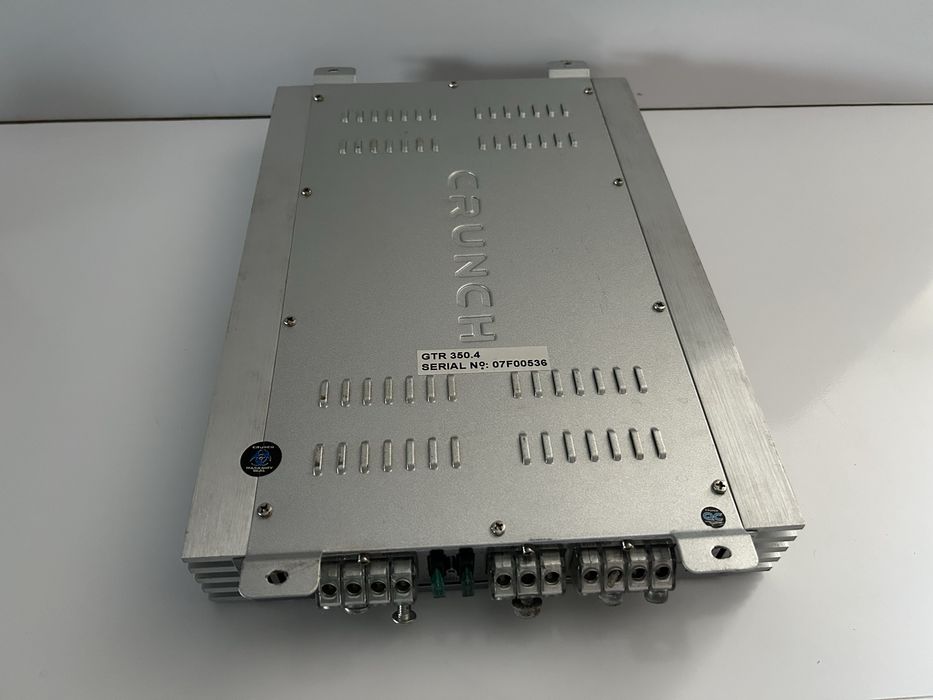 Vand amplificator statie auto Crunch gtr 350.4
