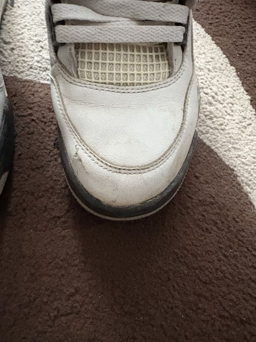 Jordan 4 White Cement