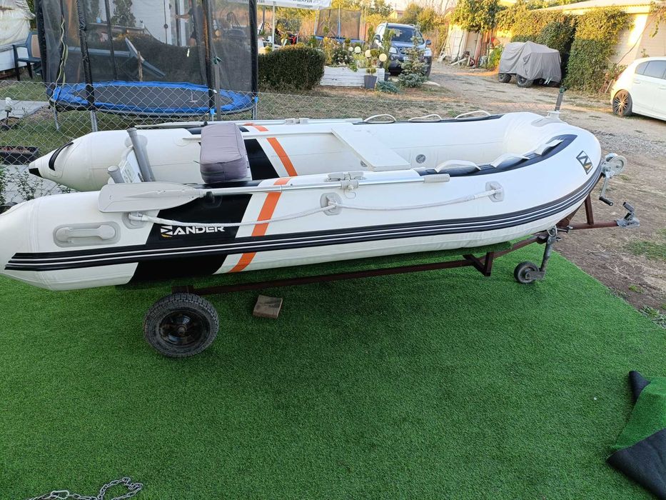 Надуваема лодка Zander BD330P с двигател Parsun 5.8