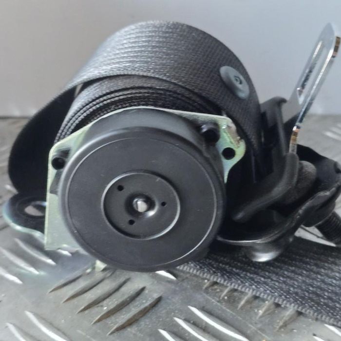 Centura de siguranta dreapta spate Opel Zafira B Facelift