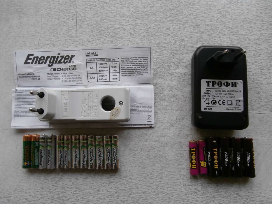 Зарядные устройства для батарей 1,2V тип AA-AAA