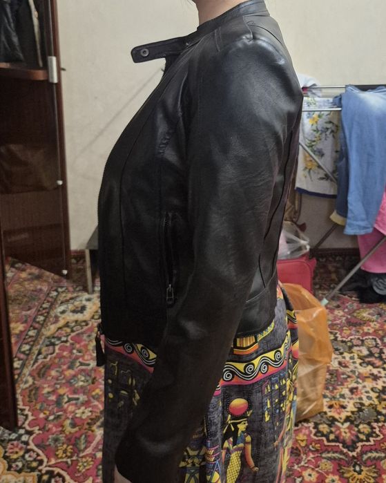 Кожанная куртка (эко кожа)