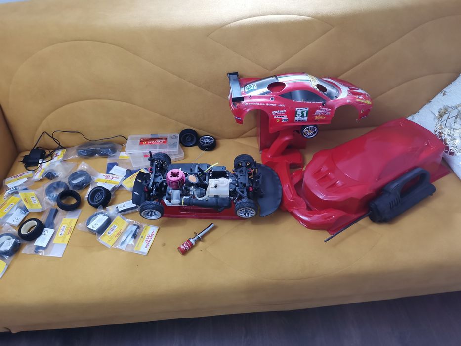 Automodel rc Ferrari 452 gt2, Nitro