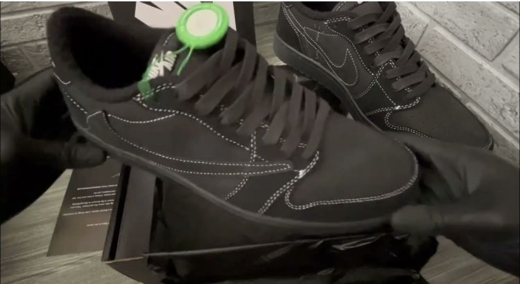 трейвис скотт блек фантом