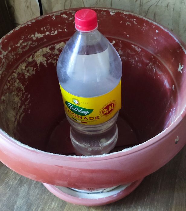 Горшок для растений