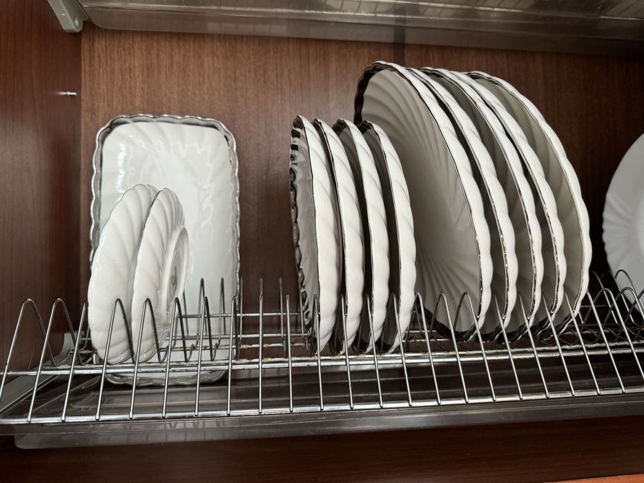 Столовый кухонный сервис