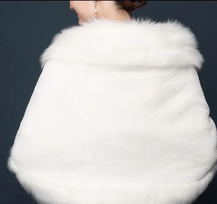 Свадебное пончо на крючке