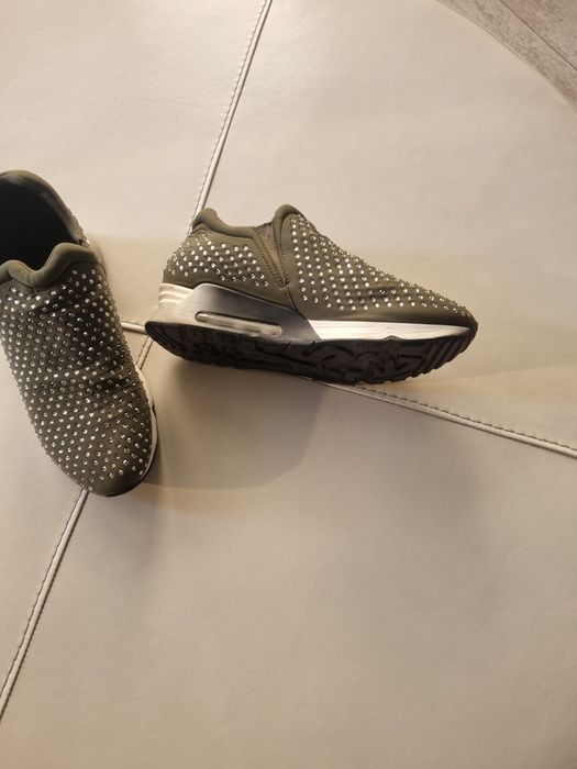 Дамски  зимни обувки ASH  номер 39