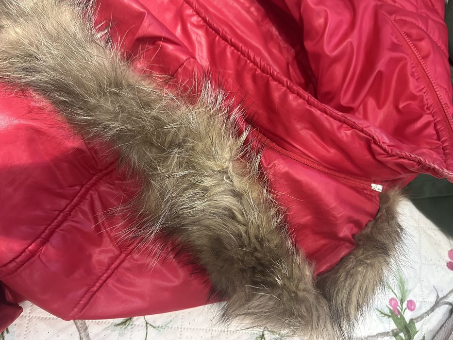 Червено яке Moncler