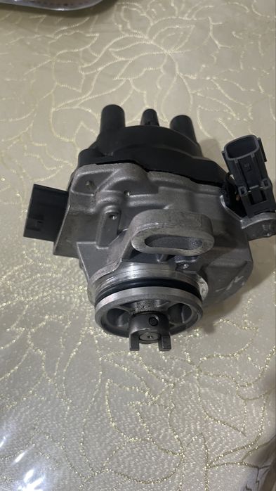 Продам трамблер на ниссан примеру