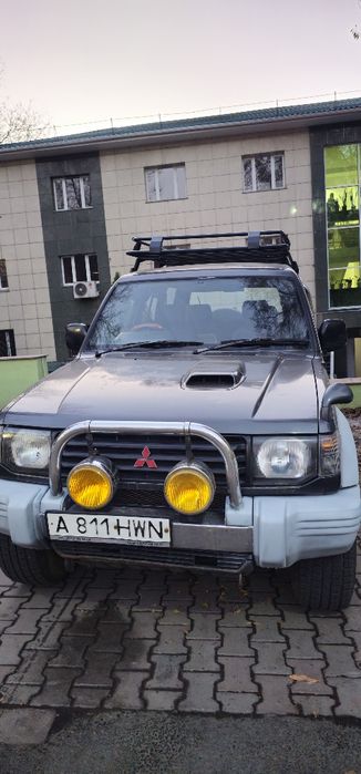 Mitsubishi pajero 1997