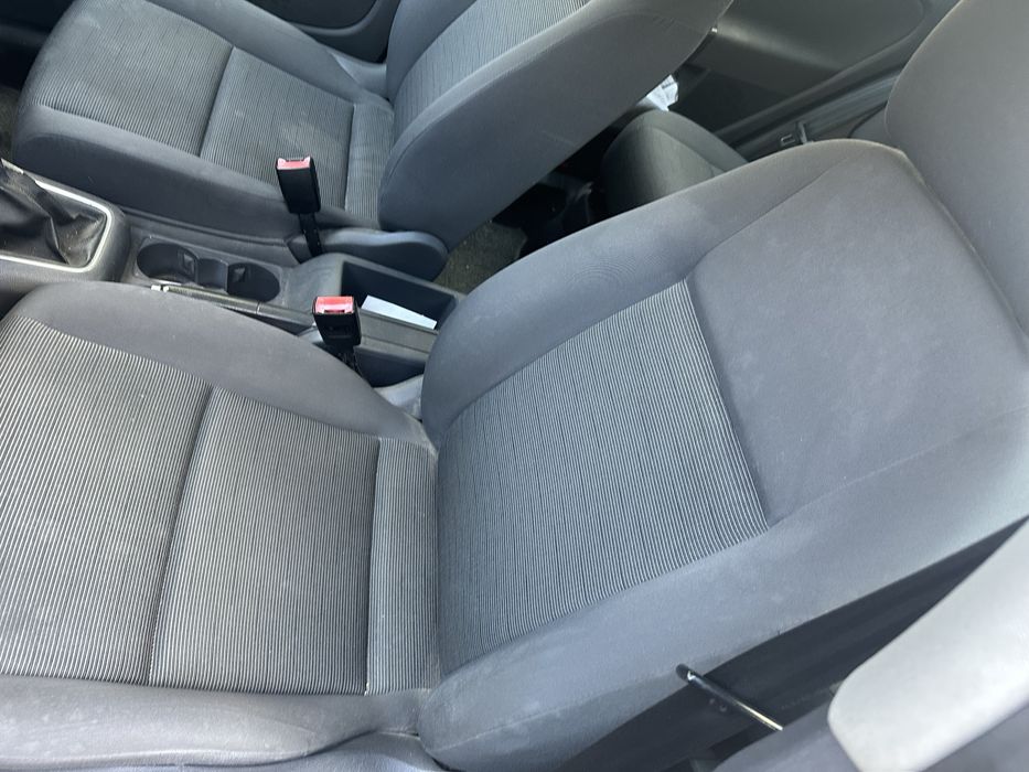 Piese vw golf 5 plus motor de 1,9 tdi