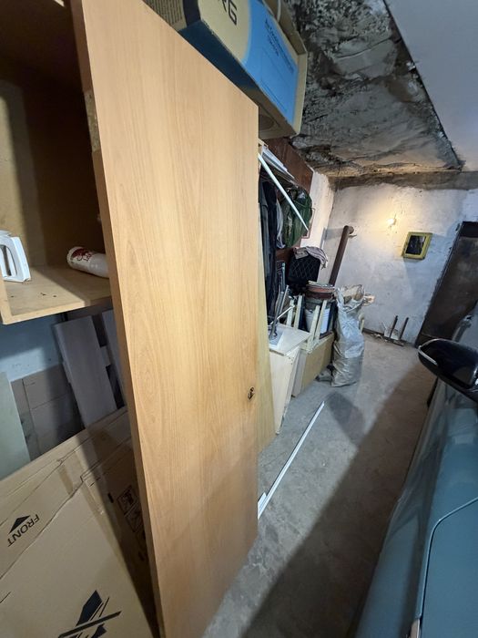 Продам дверь, 60см с коробкой.