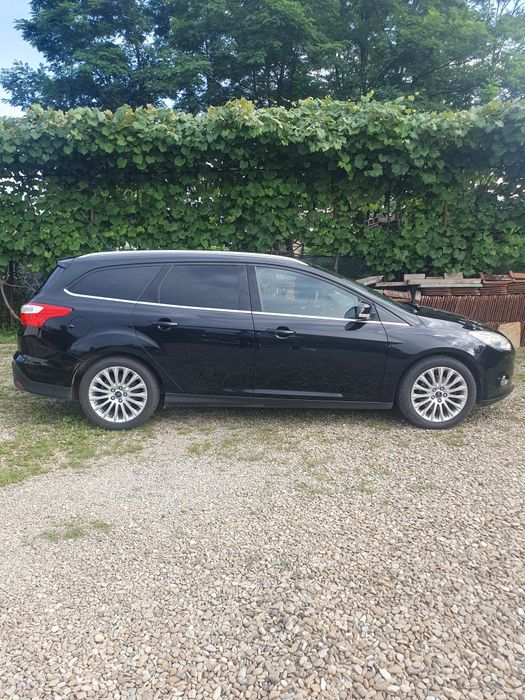 FORD Focus 2011 — imagine 4