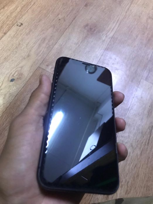 Айфон 11 64 гб чёрный цвет