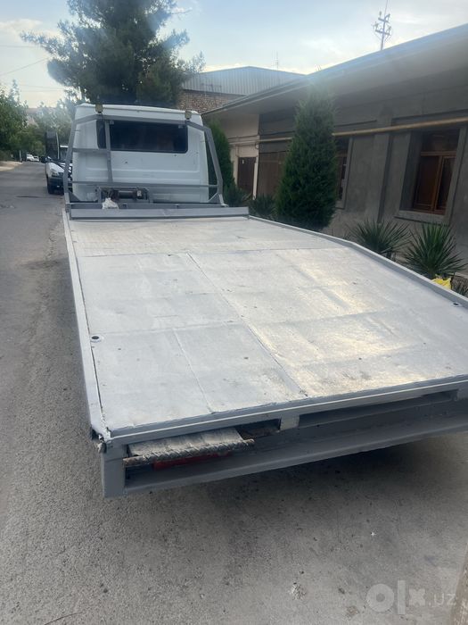 Evakuvator sotiladi mers baklashka tayor yurip turgan m