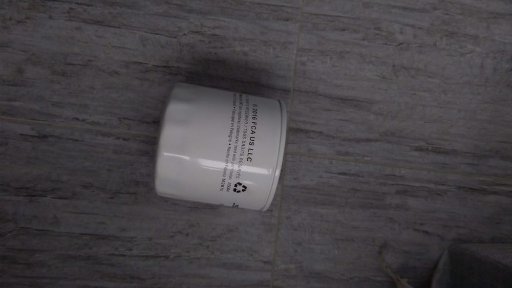 Фильтр масляный Mopar