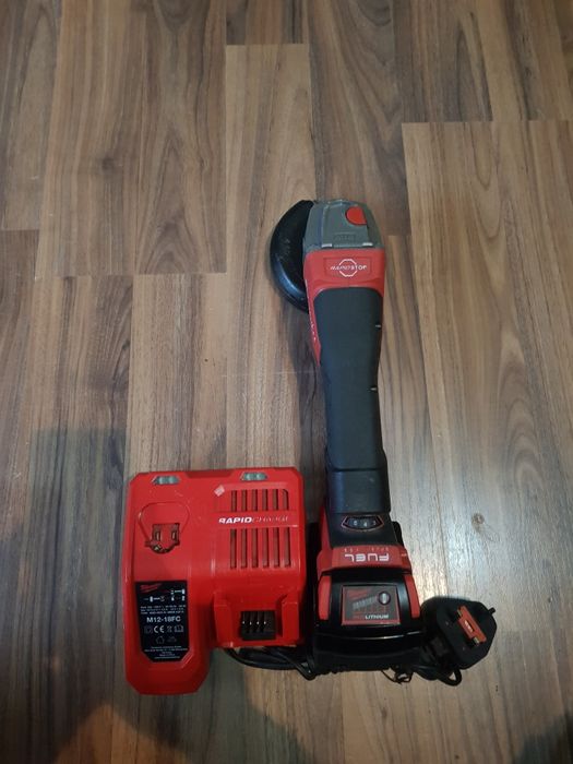 Flex Milwaukee M18 FSAGV115XPDB cu variator de turatie