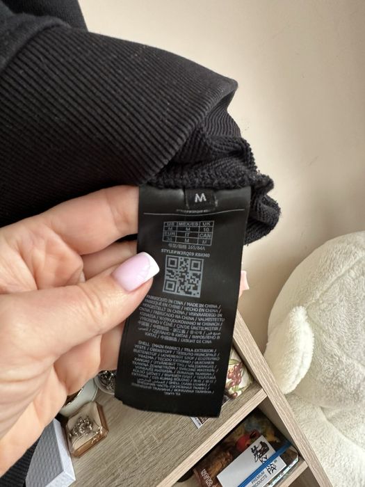 Суичър Guess р.С -М