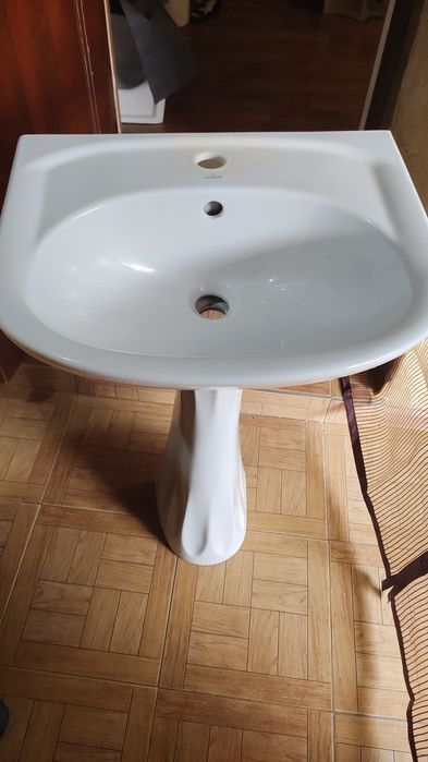 Продам умывальник б.у.