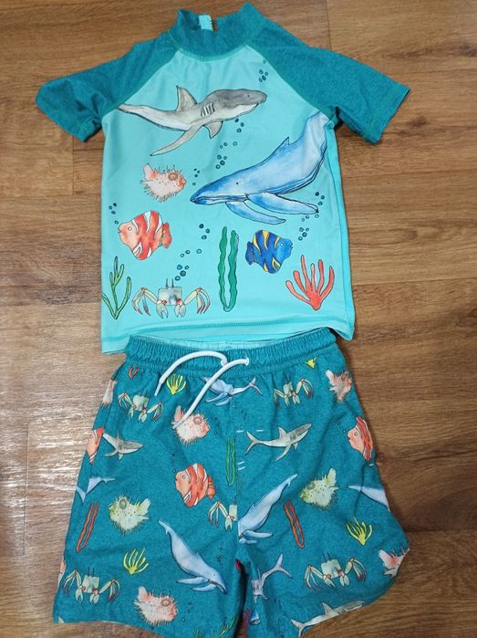 Костюм для плавания на мальчика