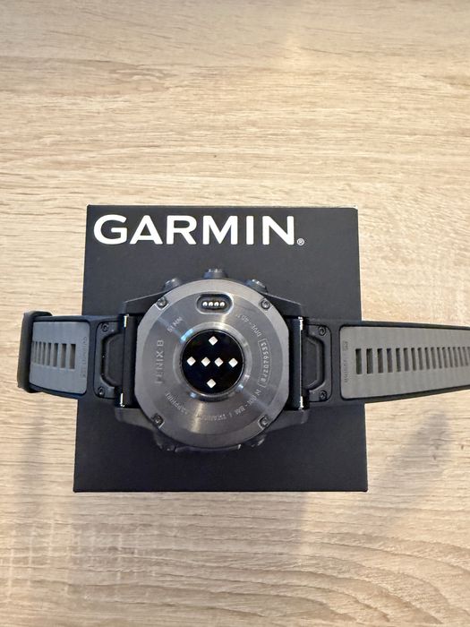 Garmin fenix 8 nou de vanzare