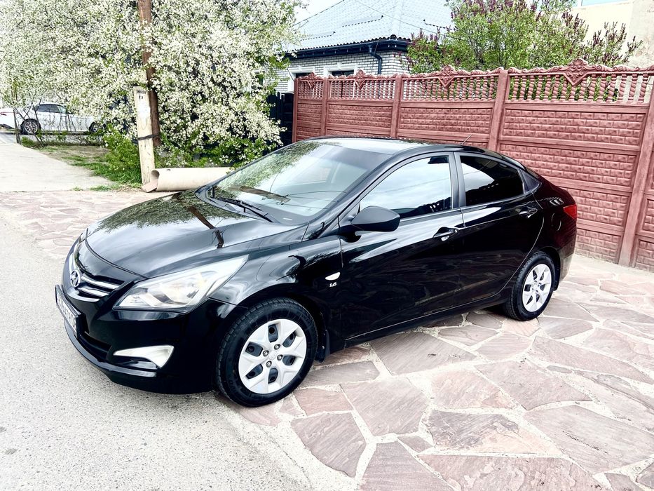 Продам машину хуйндай акцент