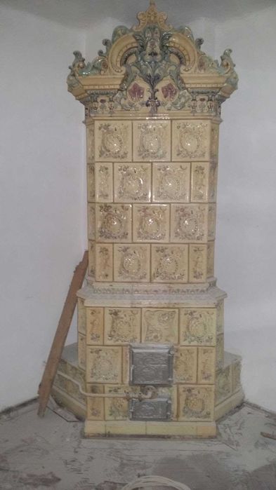 Soba teracota interbelica