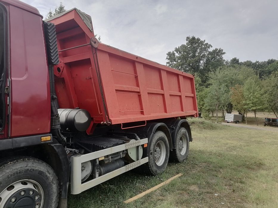 Камион MAZ SUPER 650136