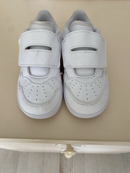 Adidas маратонки