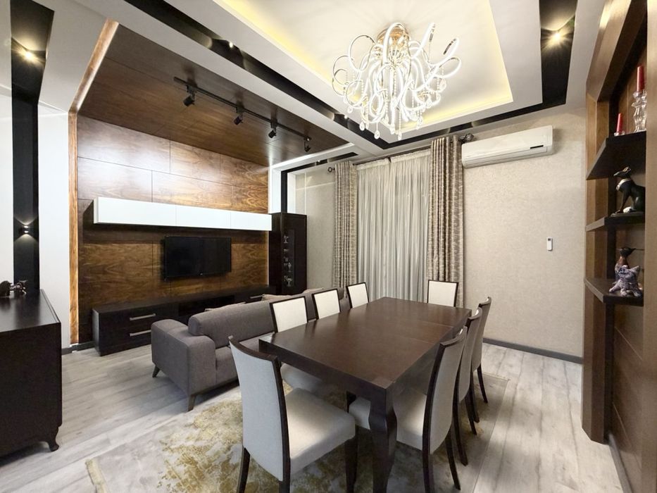 Продаётся СВОЯ 3/1/3 Юнусабад «Регистон» махалля новостройка