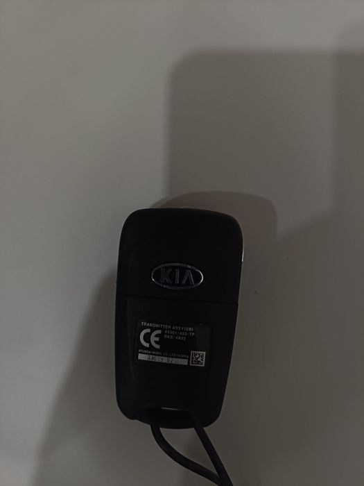 Оригинальный ключ от Kia Rio