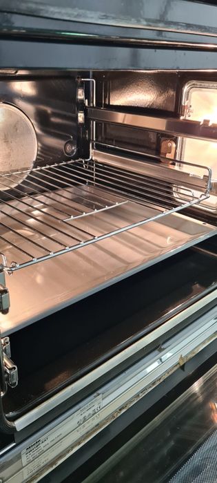 Фурна за вграждане Miele H4641BP KAT с ПИРОЛИЗА