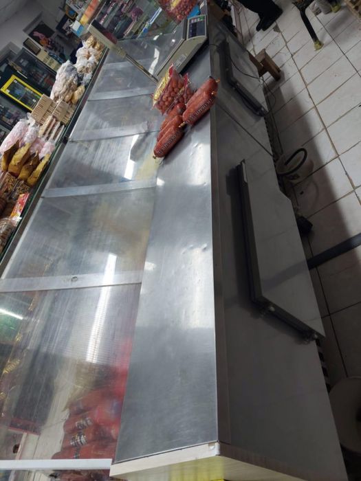 Витринный холодильник