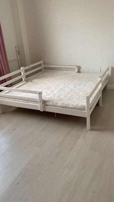 Детский кровать