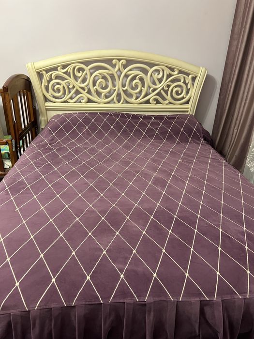 продается тахта с матрасом