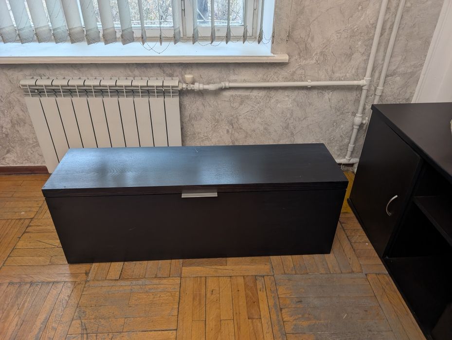 Продам ТВ-тумбу и полки