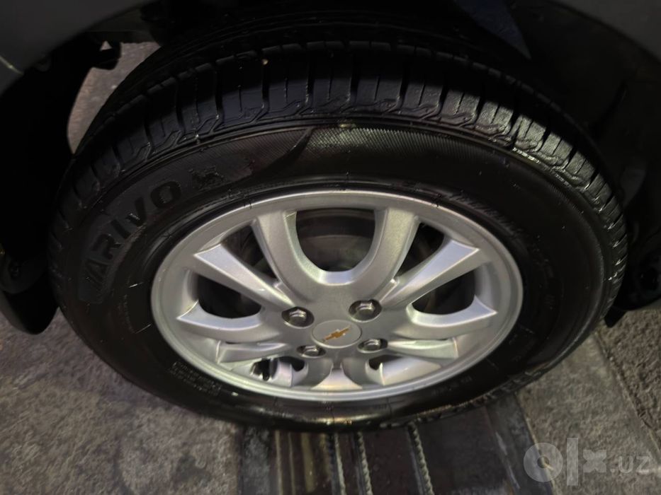 Spark 4 avtomat 2019 yil 137.000 km
