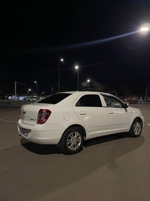Chevrolet Cobalt 2022 — 3