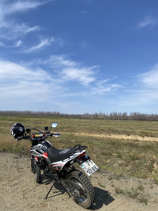 Продам мотоцикл либо обмен на две телочки