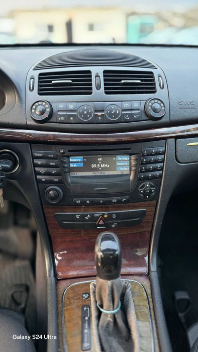 Мерцедес Е220 2.2cdi 150hp Automat