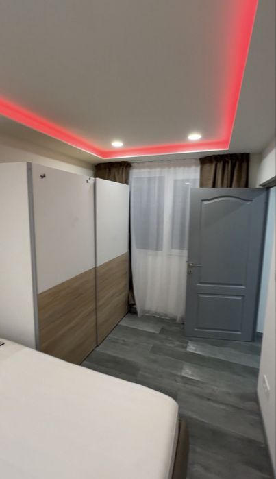 Apartament 2 camere semidecomandat RENOVAT complet!