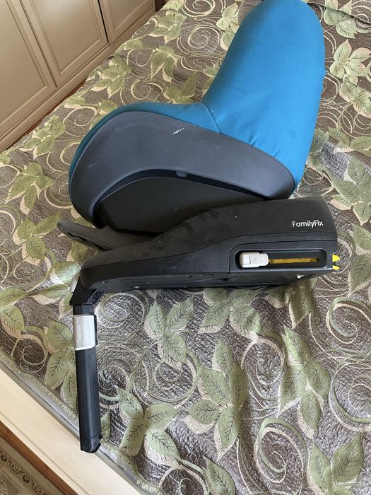 Автокресло Maxi Cosi pearl