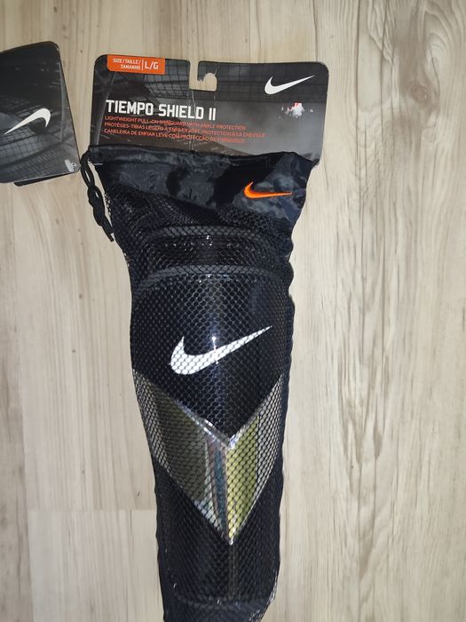 Кори Nike Tiempo Shield II